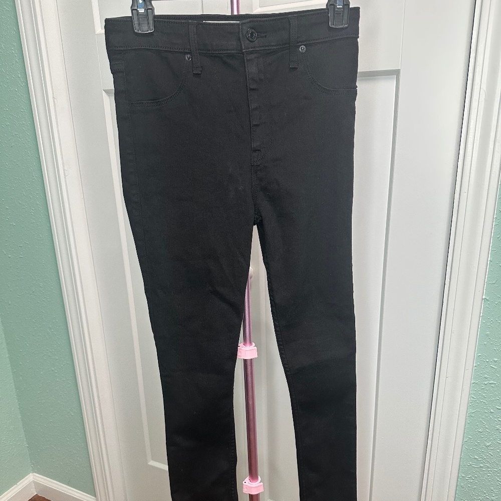 Abercrombie and Fitch “the jean legging high-rise” black 28/6R